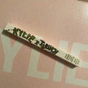 Kylie x Grinch liquid Kyliner pen